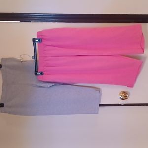 Capris, lot of 2